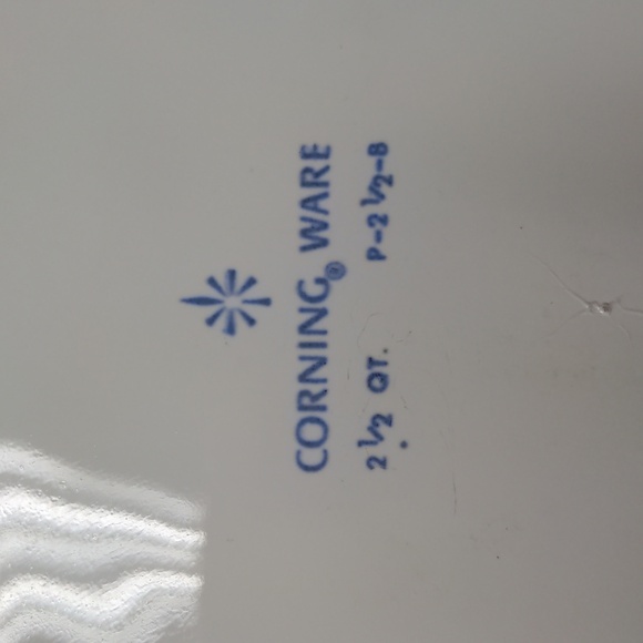 Vintage Corning Ware Cornflower Blue 2 1/2 Quart Casserole Dish - Picture 5 of 11